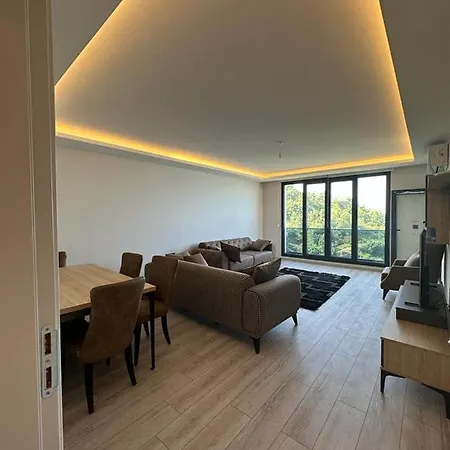 Vira Apartment